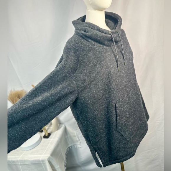 EUC Nike Heather Black Therma Fleece Cozy Cowl Pullover Sweater - Picture 11 of 16